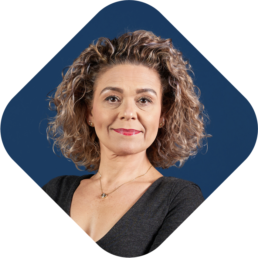 Luz Elena Elías